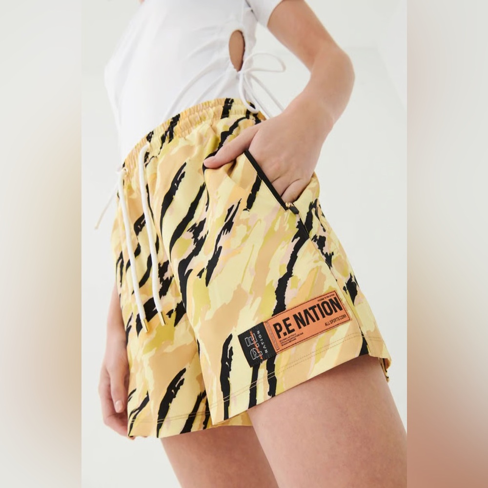 NWT P.E. Nation Stellar Short